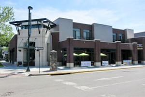 Moro/N 11th Lofts