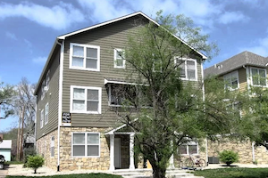 904 Kearney St