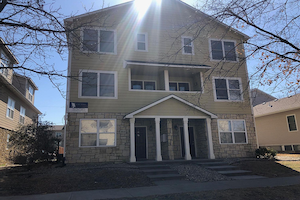 915 Kearney St